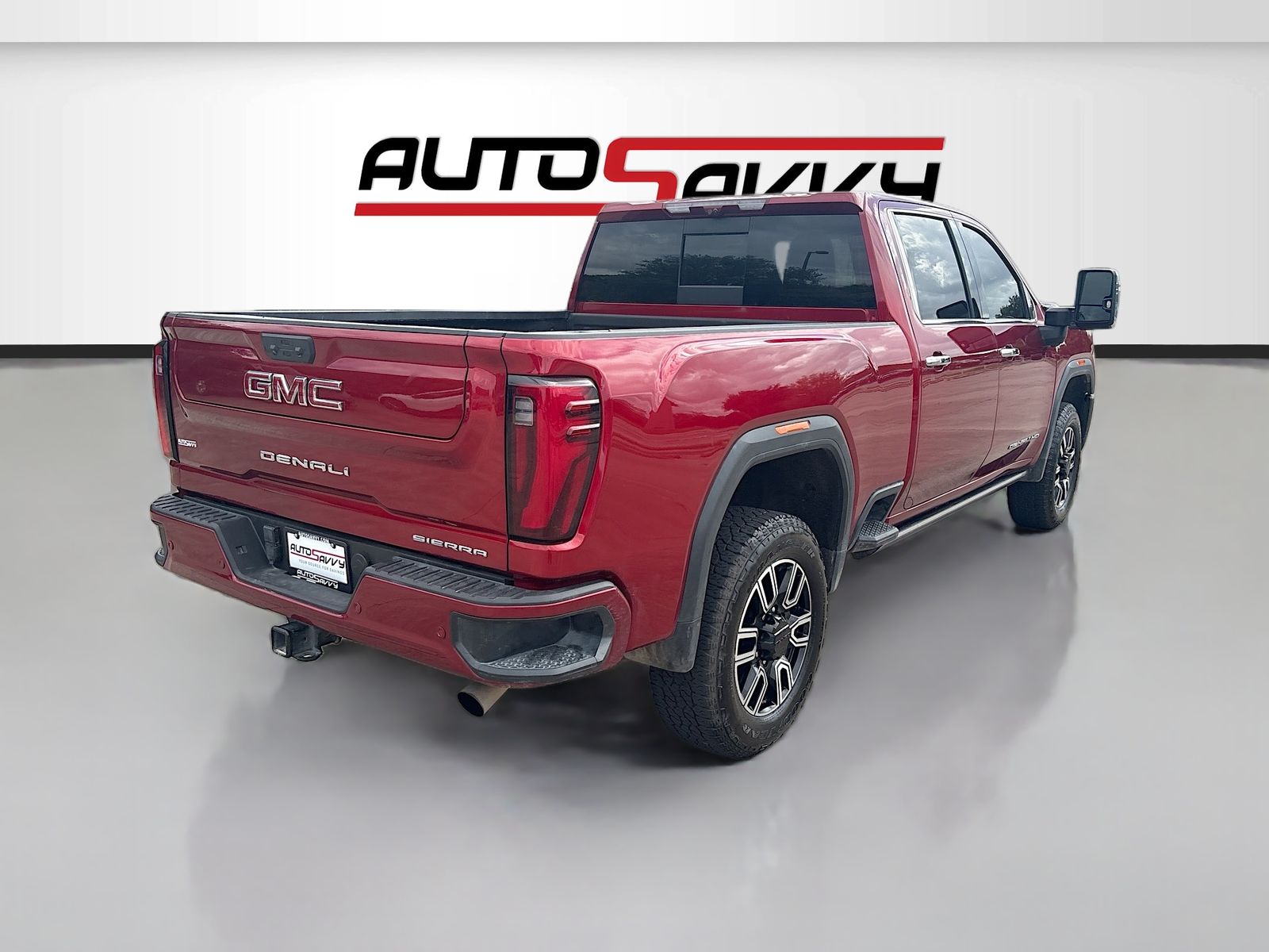 Used 2024 Red GMC Denali image 7