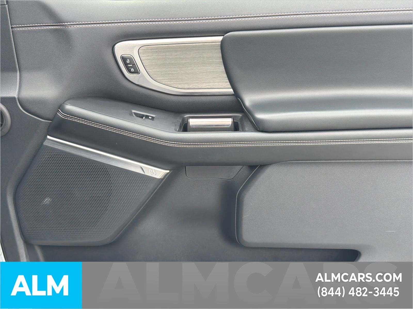 Used 2025 White Ford Platinum image 16