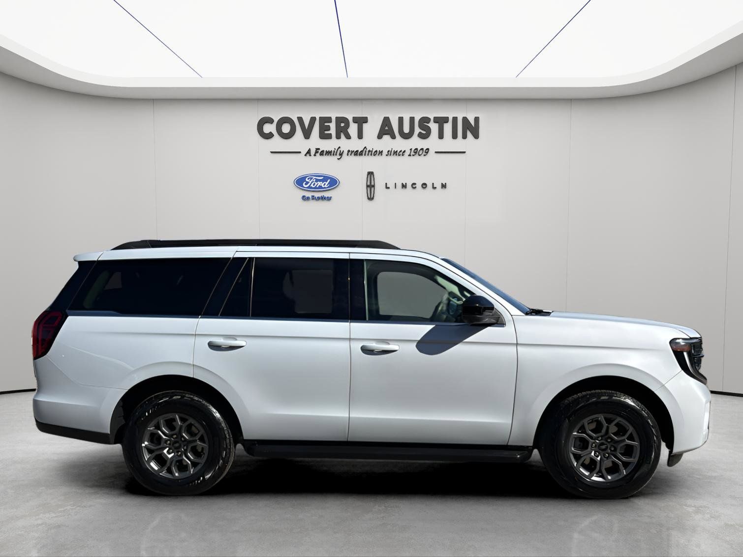 Used Car 2025 Ford Expedition  Active For Sale Under $70,000 In Austin, Texas