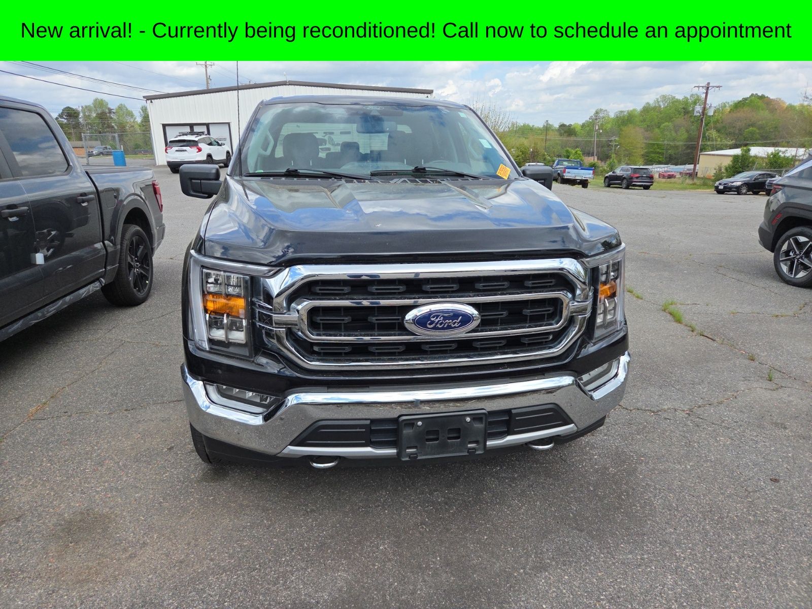 Black 2021 Ford F-150 XLT SuperCrew 4WD Pickup Truck Four-Wheel Drive Automatic