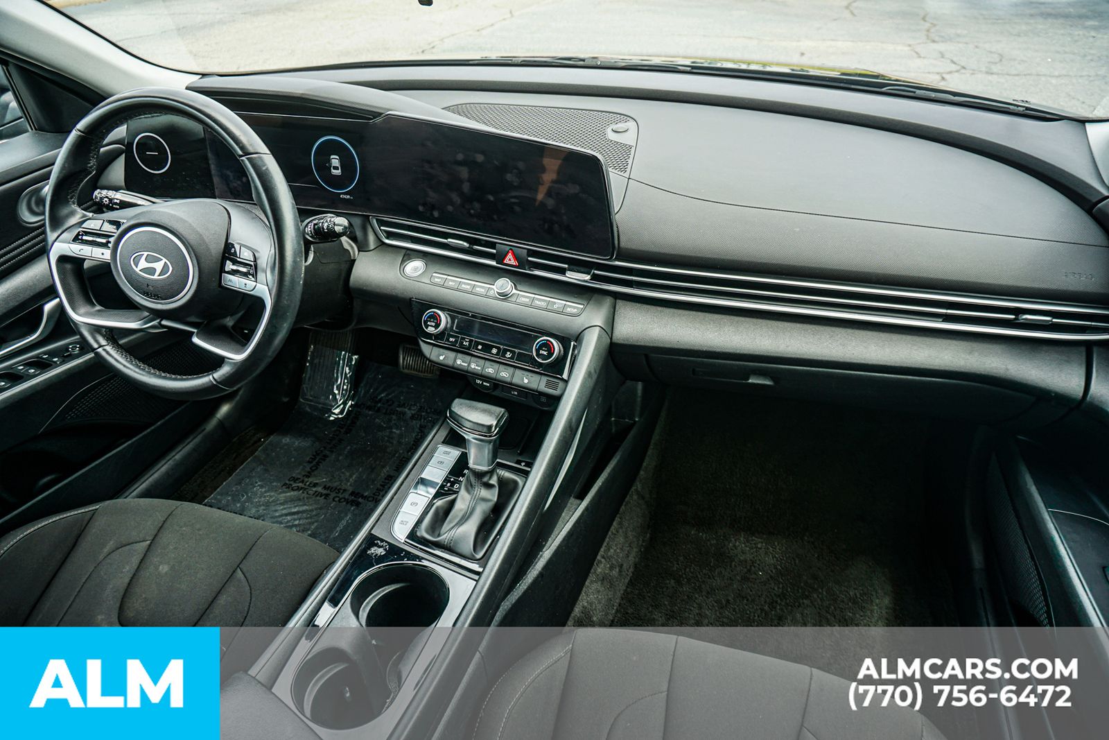 Used 2025 Gray Hyundai SEL Convenience image 25