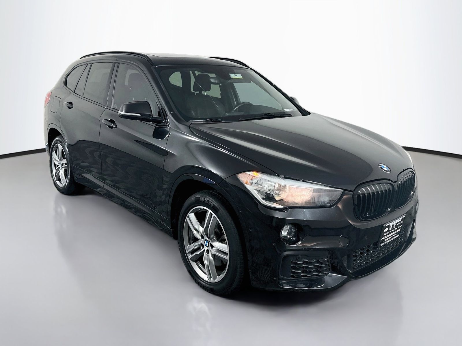 Black Sapphire Metallic 2018 BMW X1 SUV / Crossover Front-Wheel Drive 8-Speed Automatic