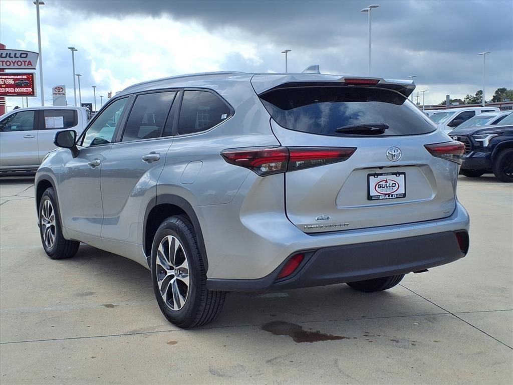 2024 Toyota Highlander XLE  at Don McGill Toyota