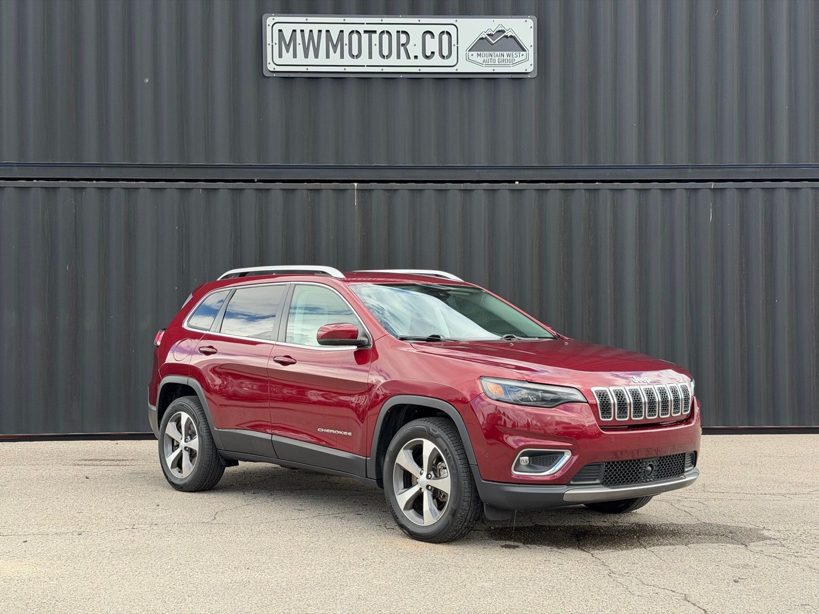 Velvet Red Pearlcoat 2020 Jeep Cherokee Limited 4WD SUV / Crossover Four-Wheel Drive 9-Speed Automatic