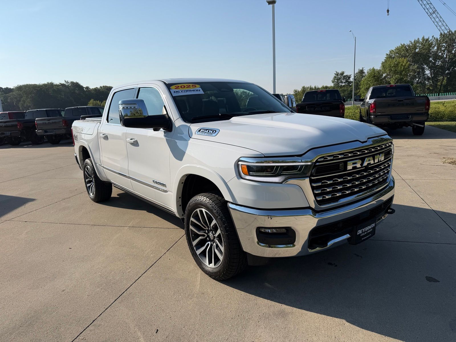 Bright White Clearcoat 2025 RAM 1500 Pickup Truck Four-Wheel Drive 8-Speed Automatic
