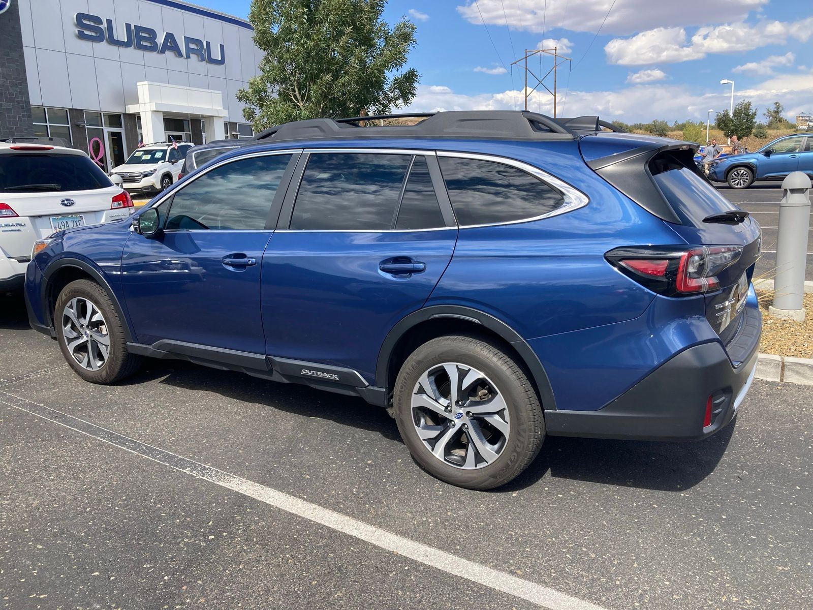 2020 Subaru Outback Limited 3