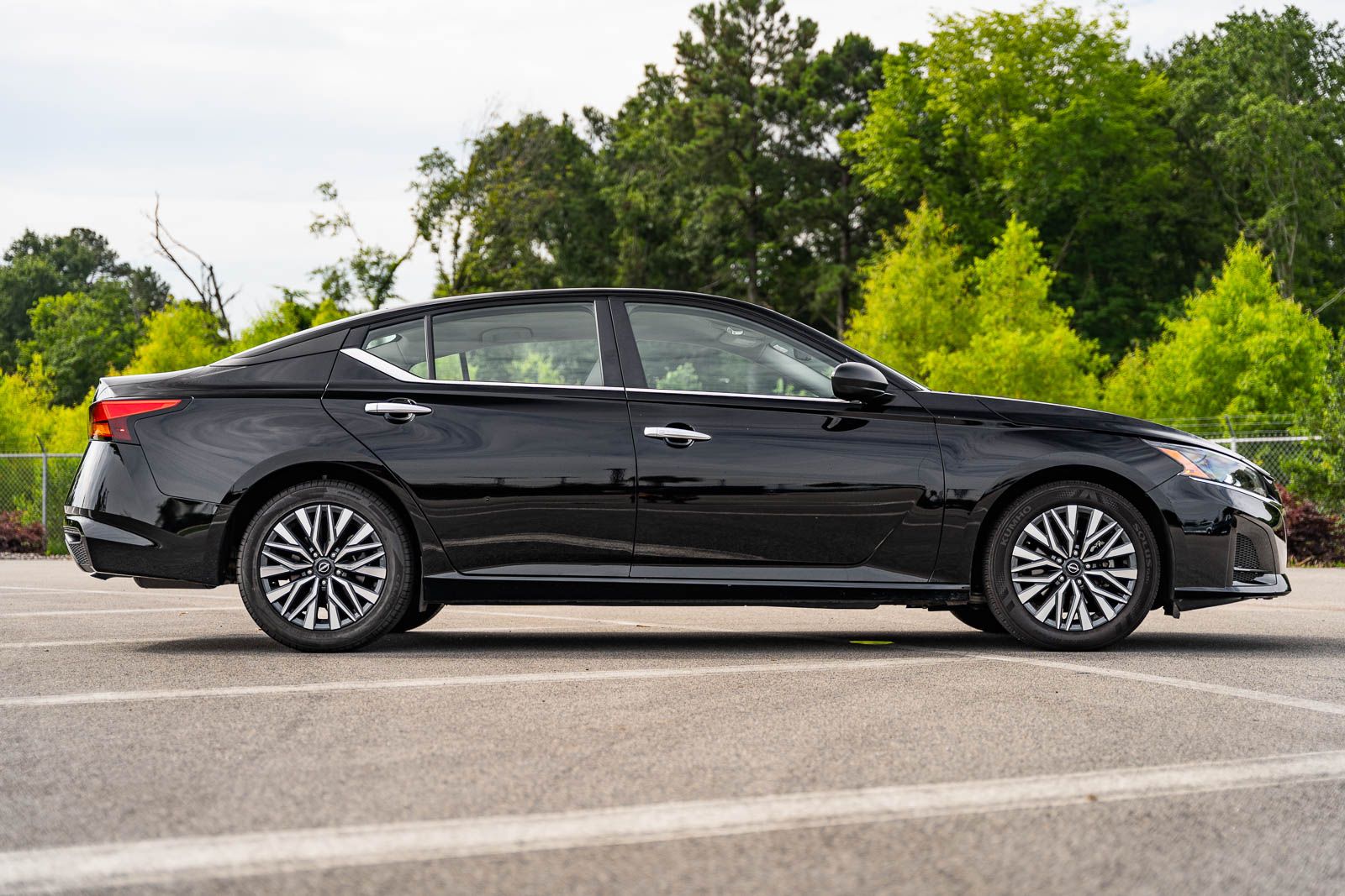 Used 2025 Nissan Altima Sedan