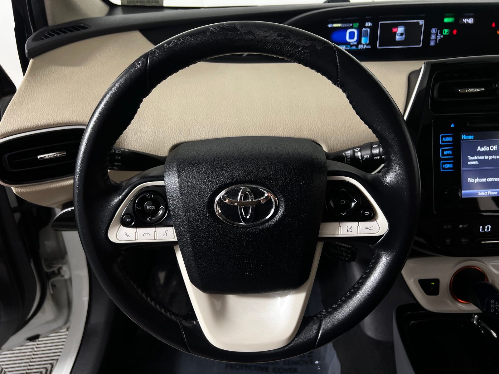 Thumbnail: 2018 Toyota Prius - 14