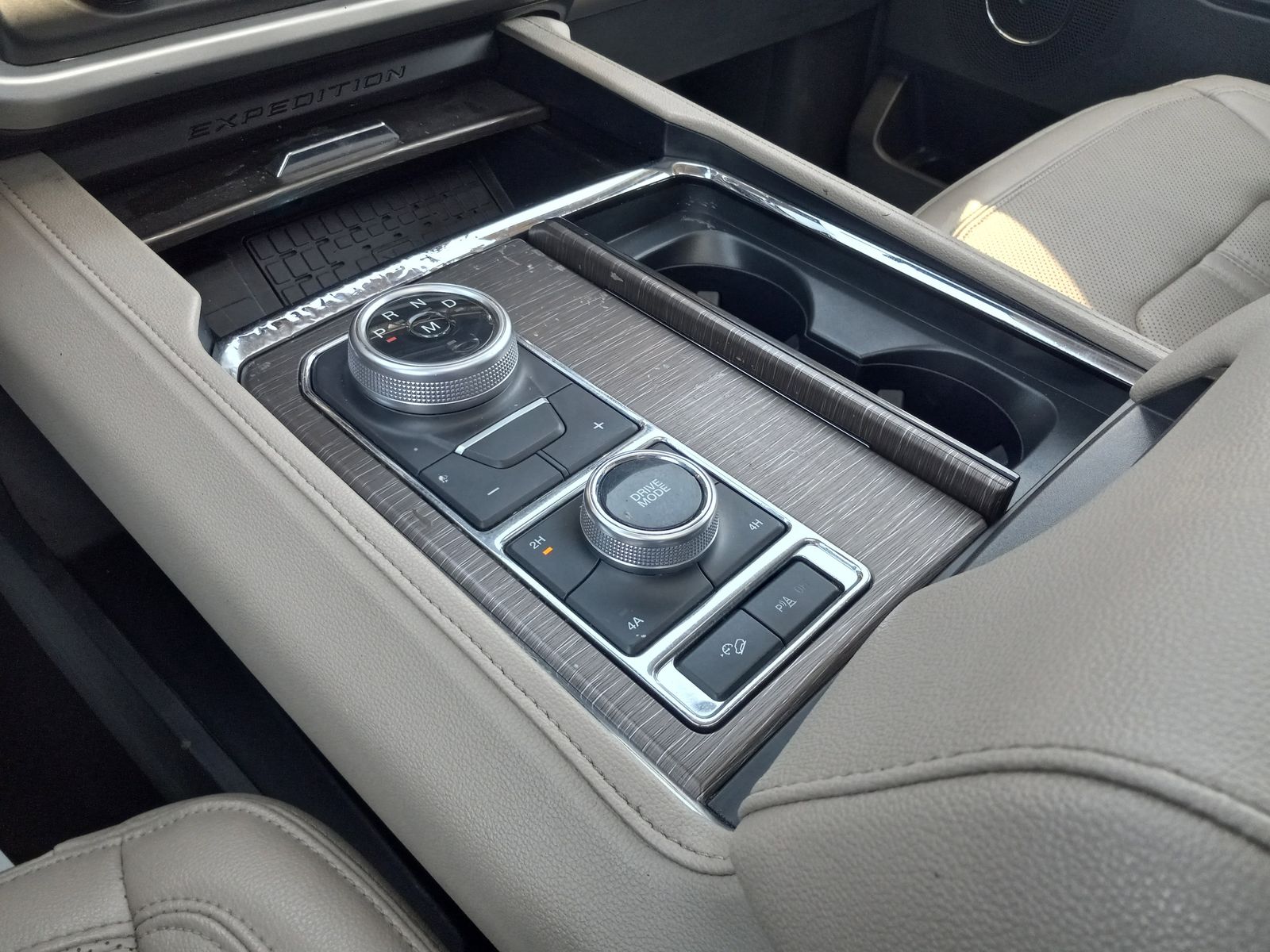2023 Ford Expedition image 29