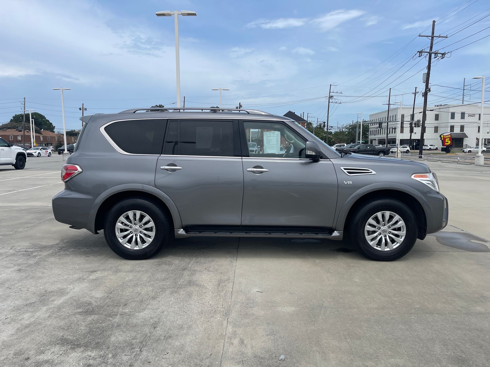 View vehicle photo 7