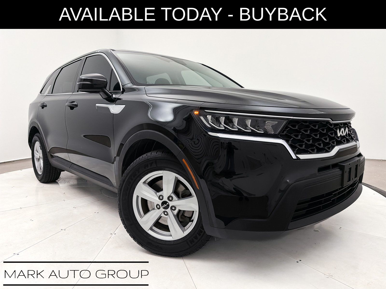 2022 Kia Sorento LX