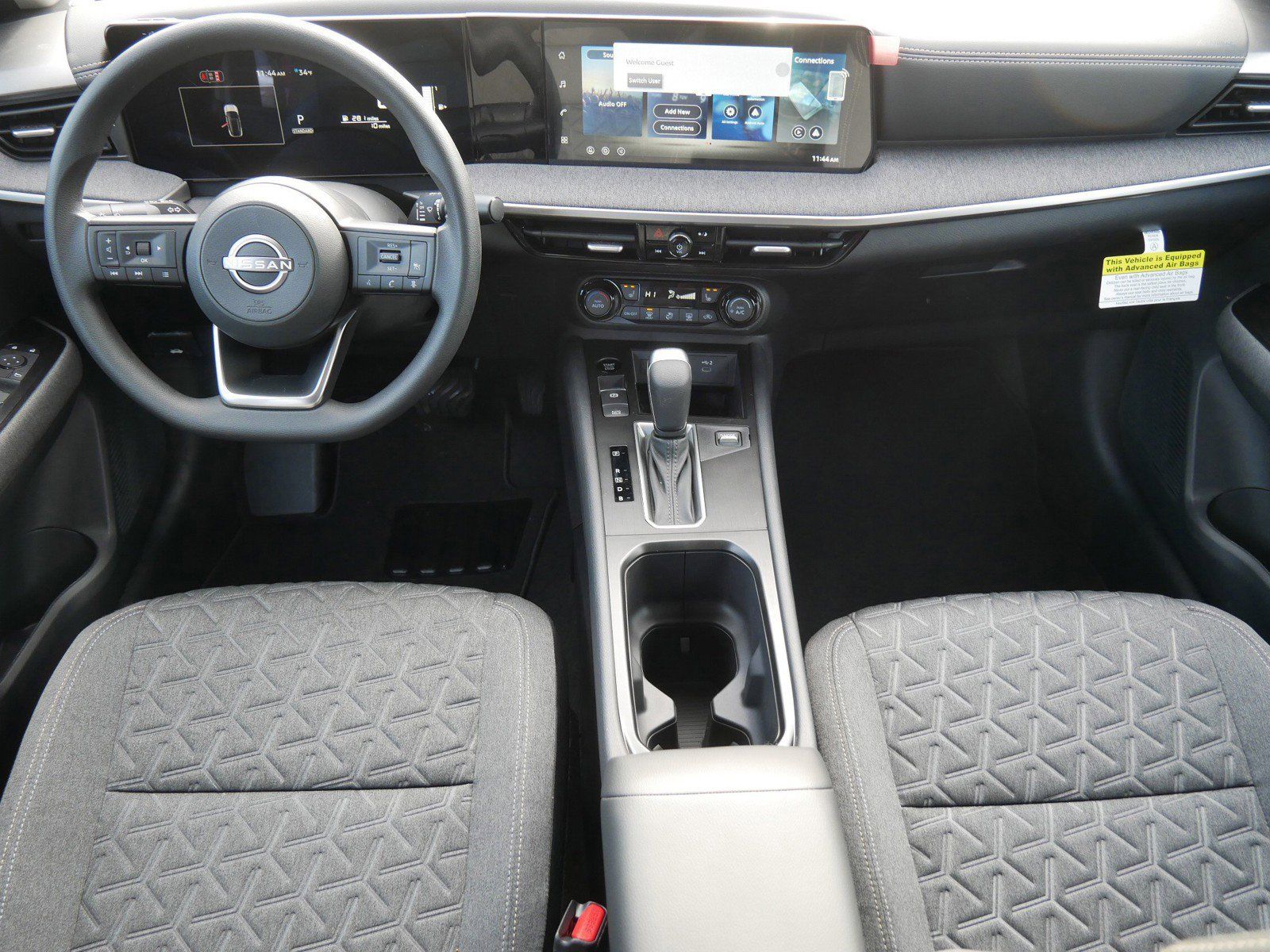 View vehicle photo 7