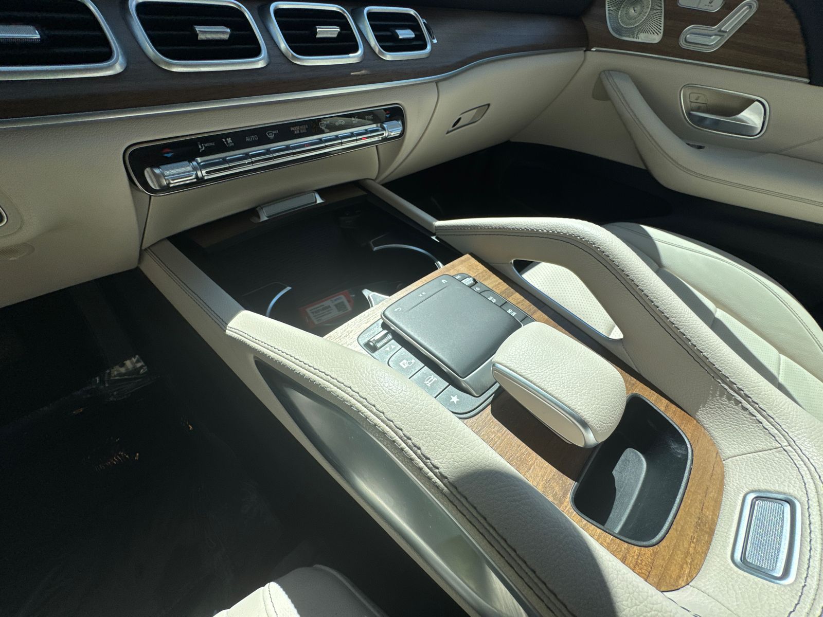 Used 2023  Mercedes-Benz GLE 350 image 31