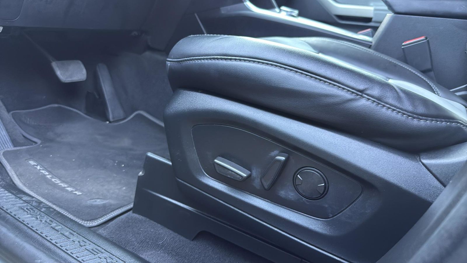 Used Car 2023 Ford Explorer  Xlt For Sale Under $35,000 In Austin, Texas