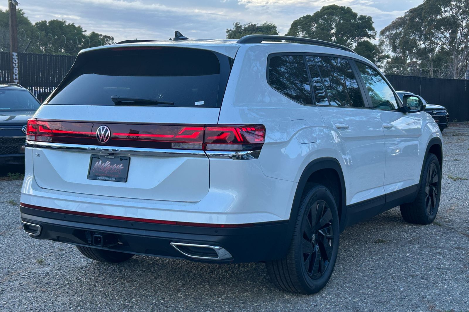 View vehicle photo 6