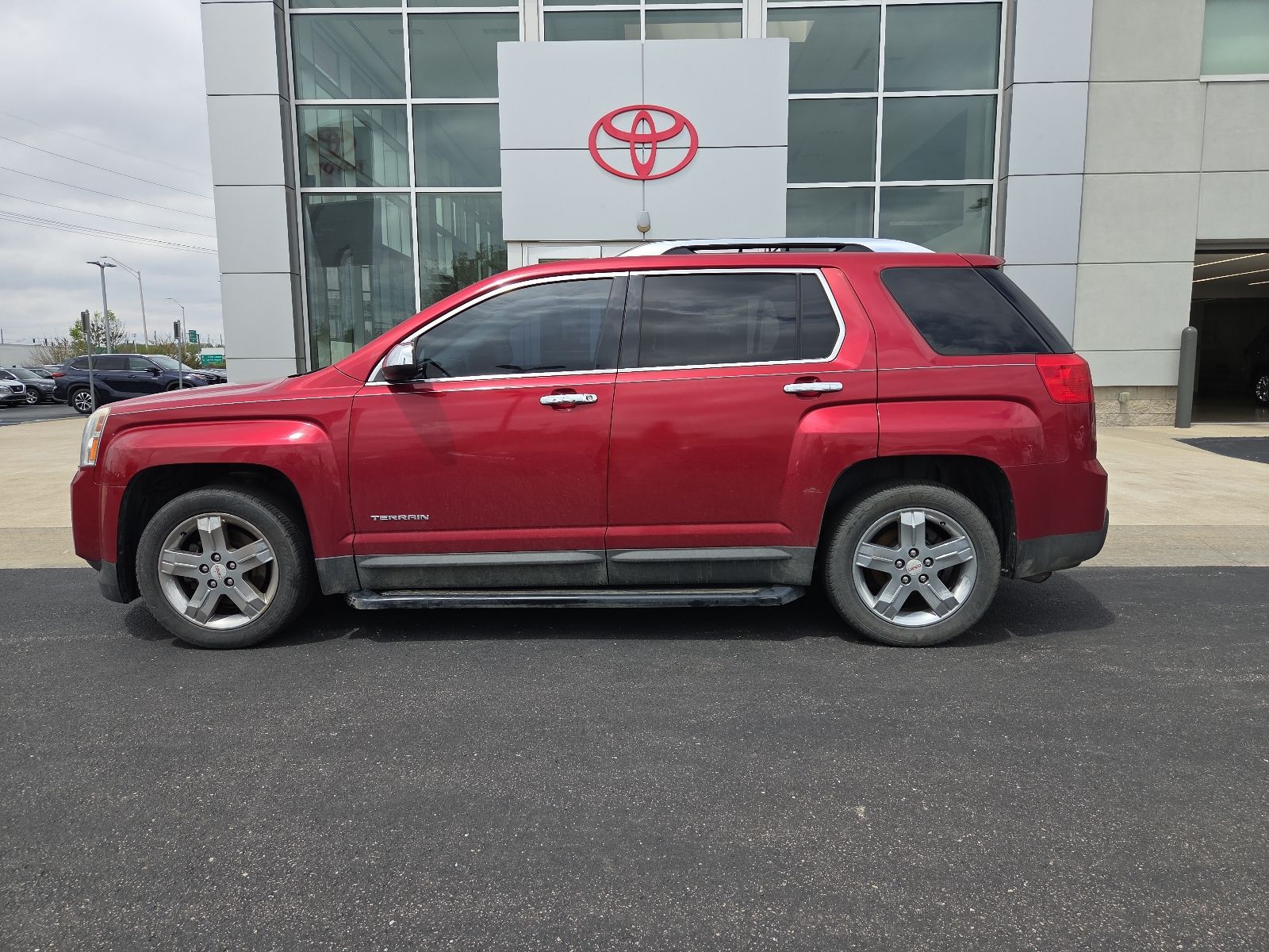 used 2013 GMC Terrain car, priced at $5,596