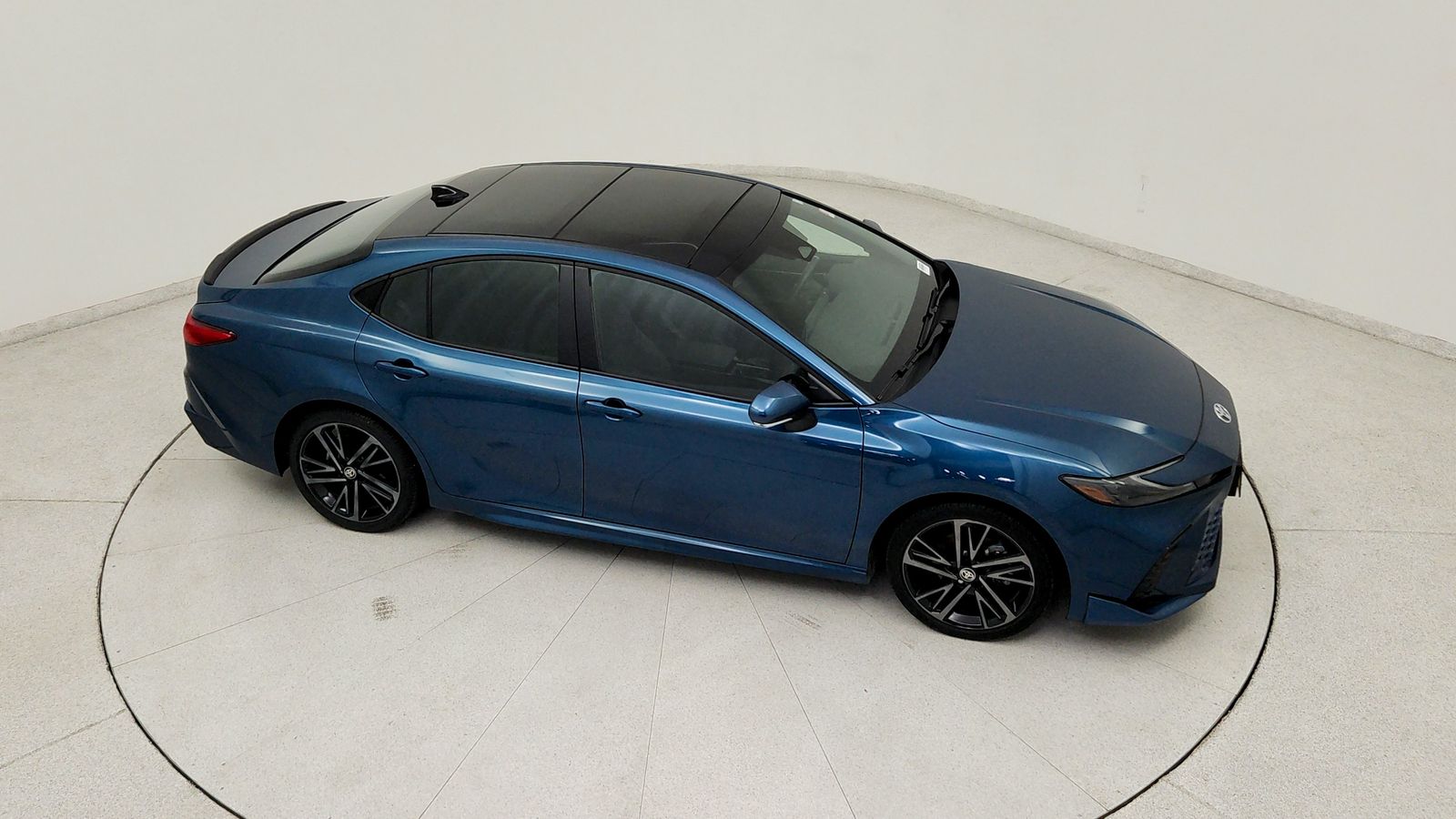 Used 2025  Toyota XSE image 20