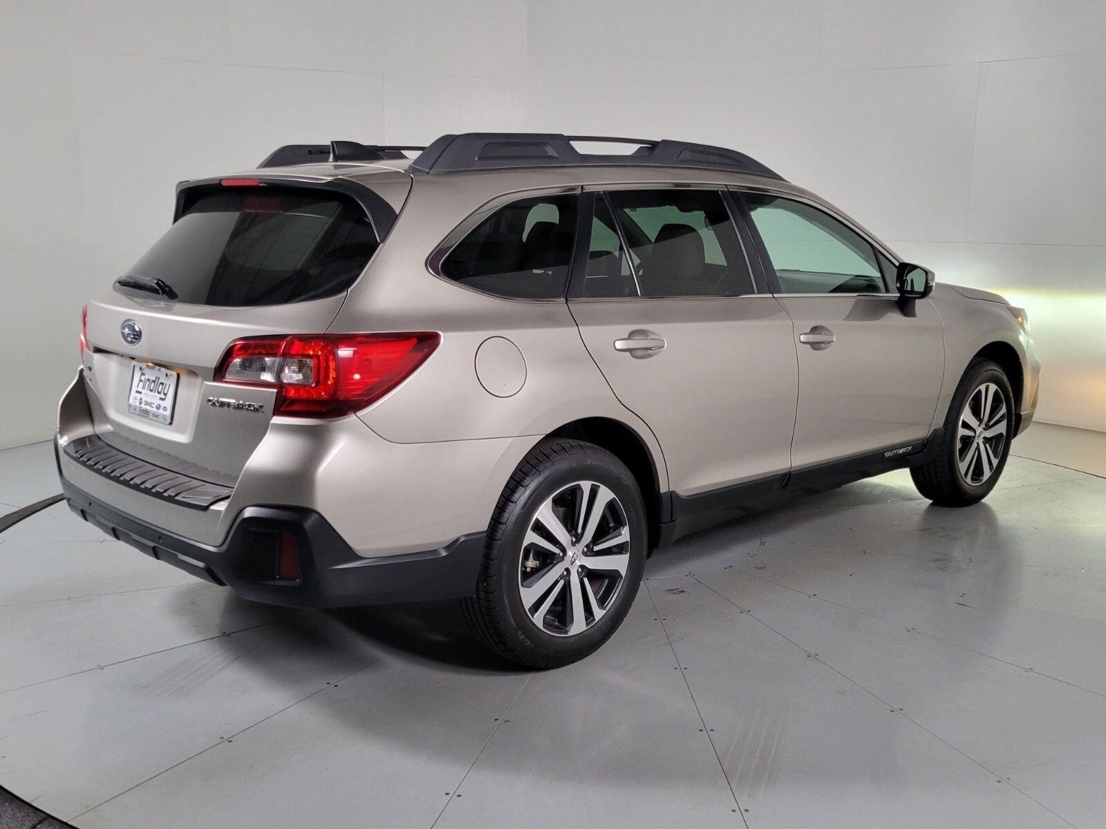 2019 Subaru Outback 2.5i 4