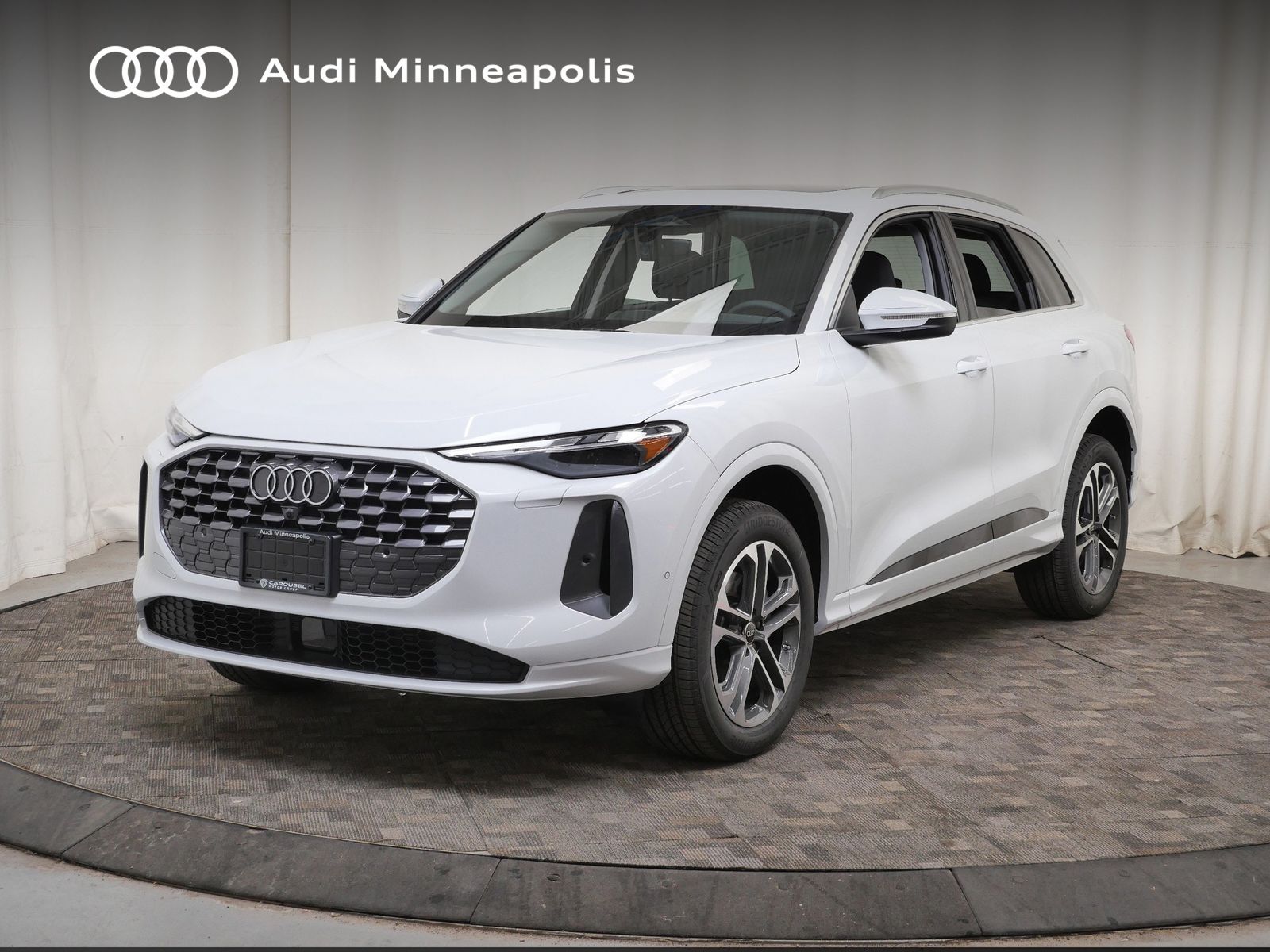 Glacier White Metallic 2026 Audi Q5 quattro Premium TFSI SUV / Crossover All-Wheel Drive 7-Speed Automatic