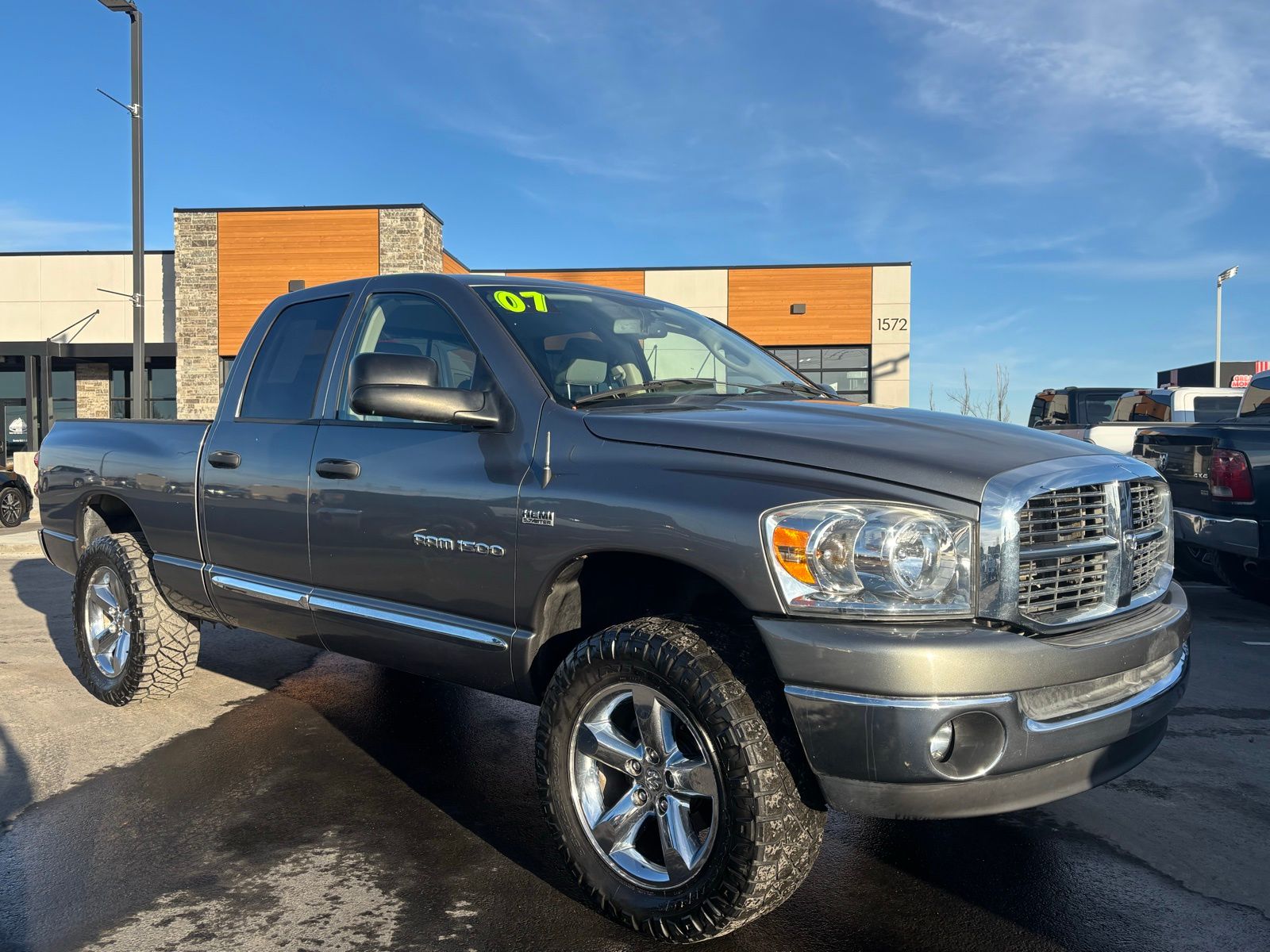 2007 Dodge RAM 1500 SLT Quad Cab 4WD