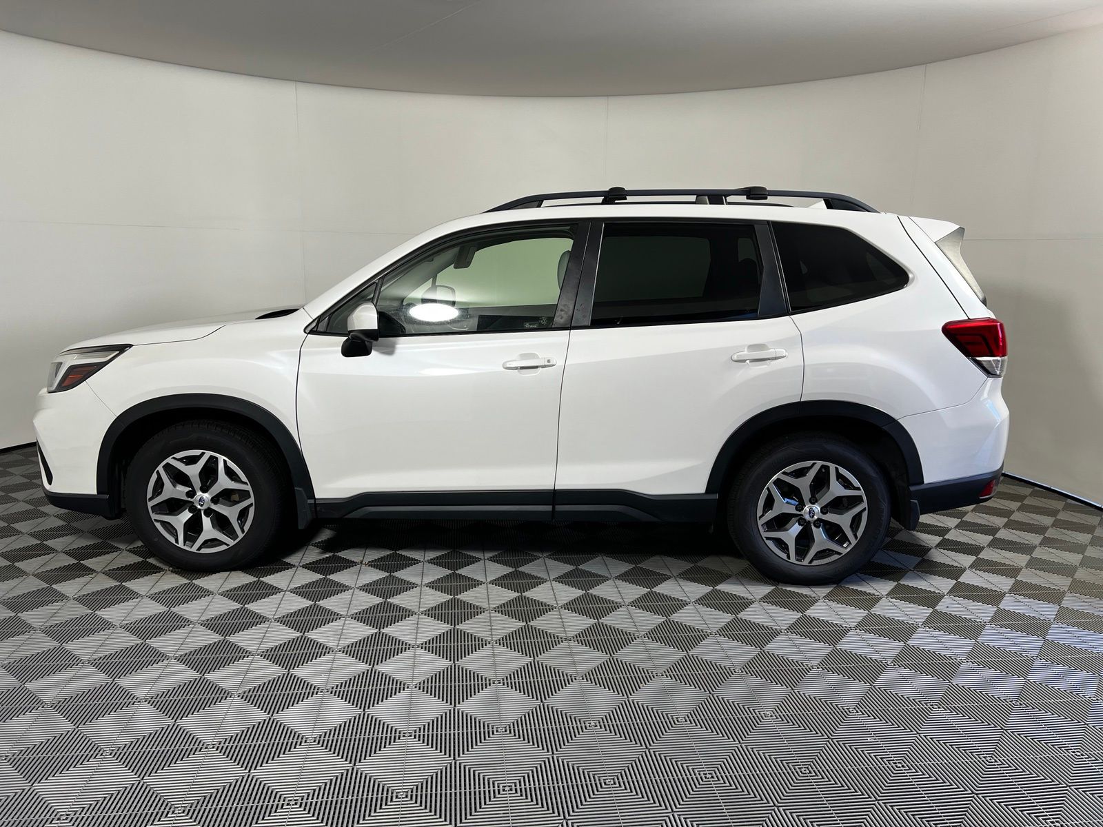 Thumbnail: 2020 Subaru Forester - 8