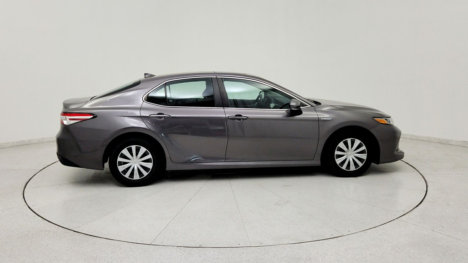 Used 2020 Gray Toyota LE image 8