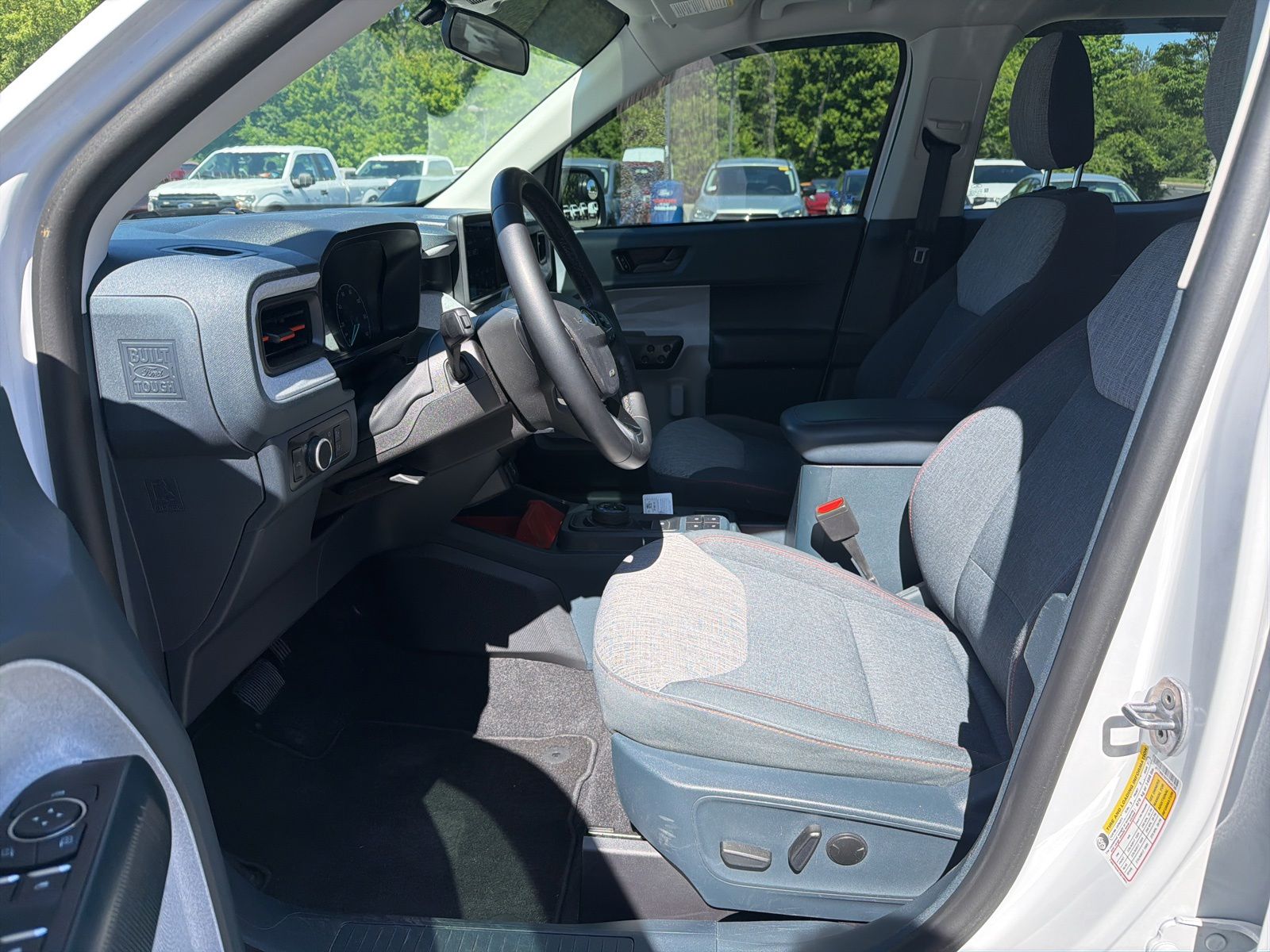 Certified Used 2023 Oxford White Ford XLT image 9