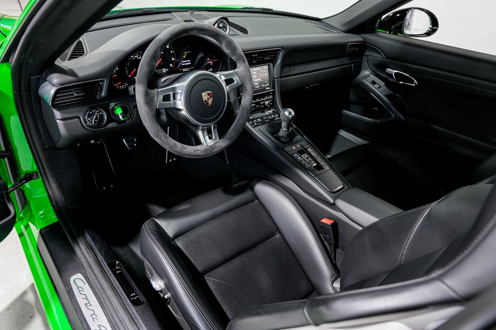 2014 Porsche 911 Carrera 4S — photo 8