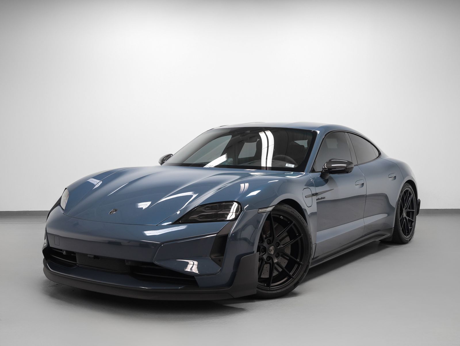 Pale Blue Metallic 2025 Porsche Taycan Turbo GT Sedan AWD Sedan All-Wheel Drive 2-Speed Automatic