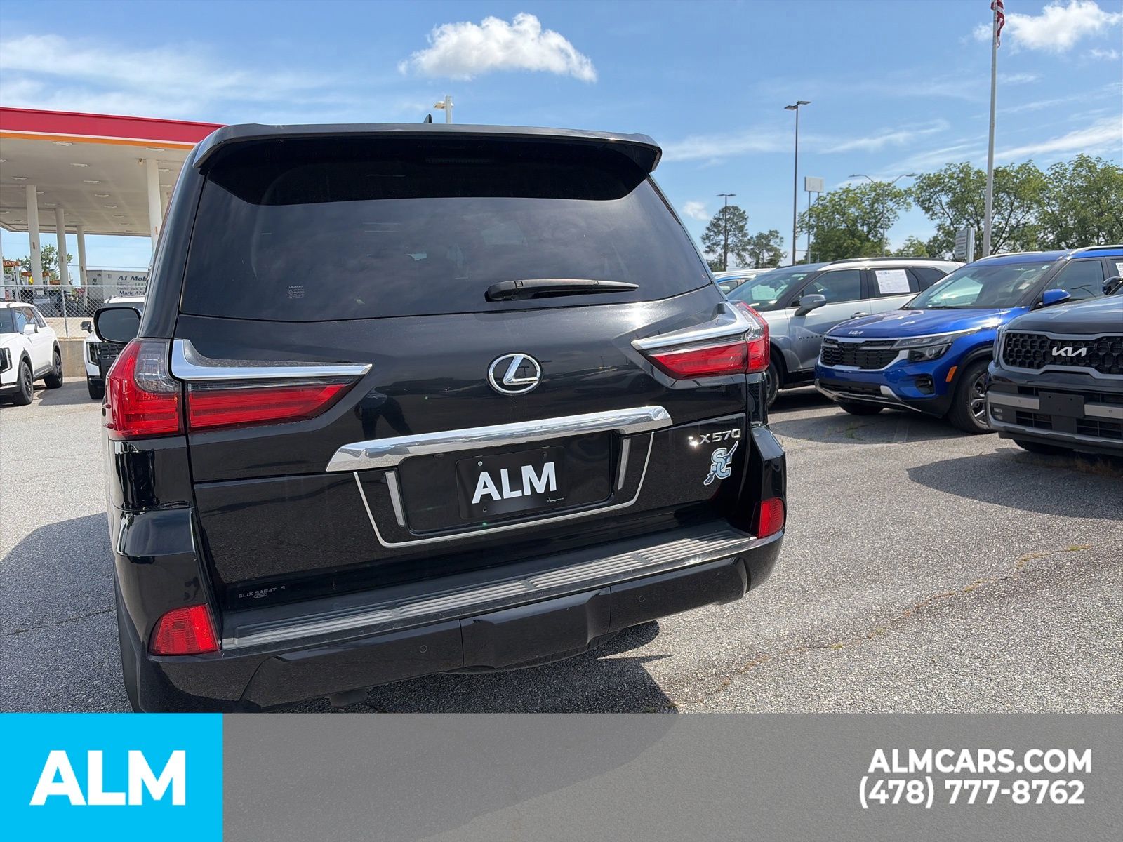 Used 2018 Black Lexus 570 image 30