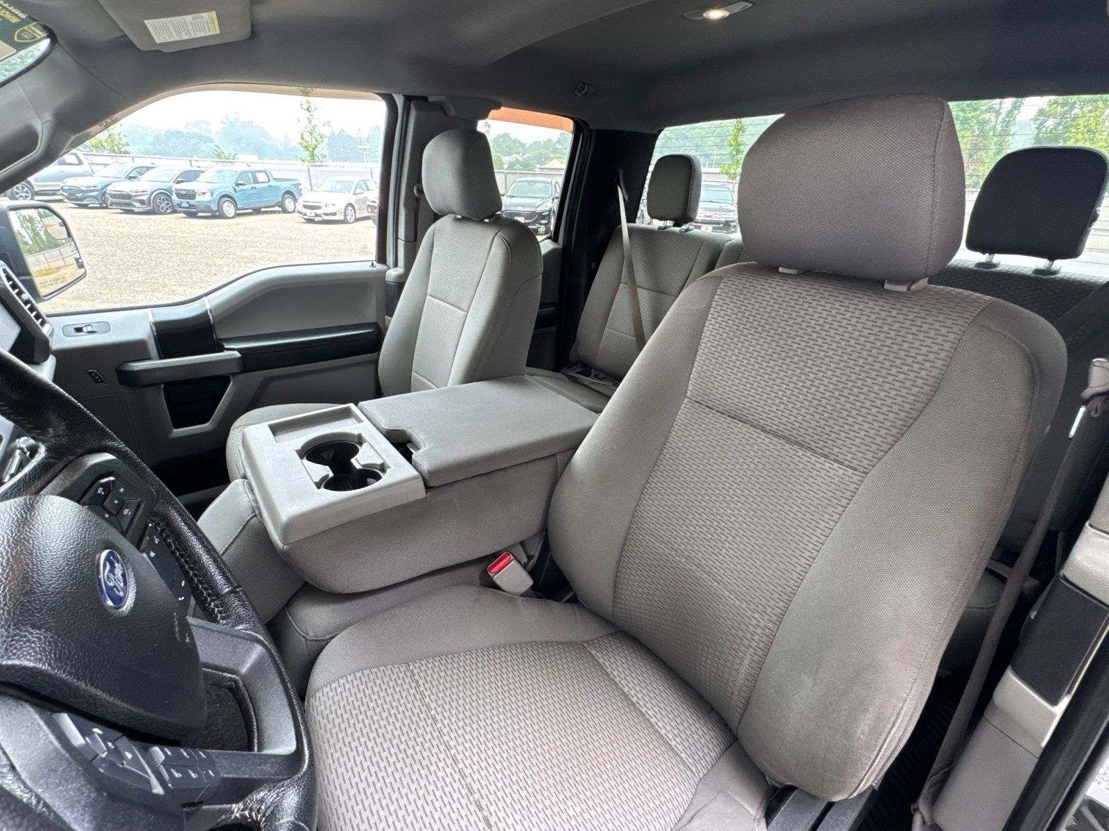 Used 2015 Oxford White Ford XLT image 23