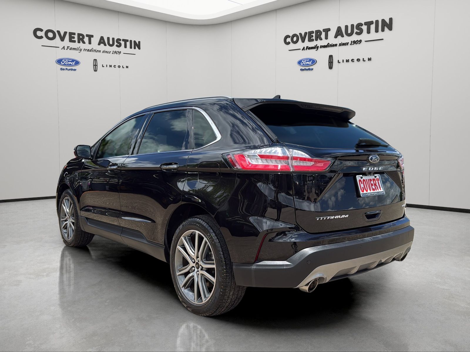 Used Car 2023 Ford Edge  Titanium For Sale Under $30,000 In Austin, Texas