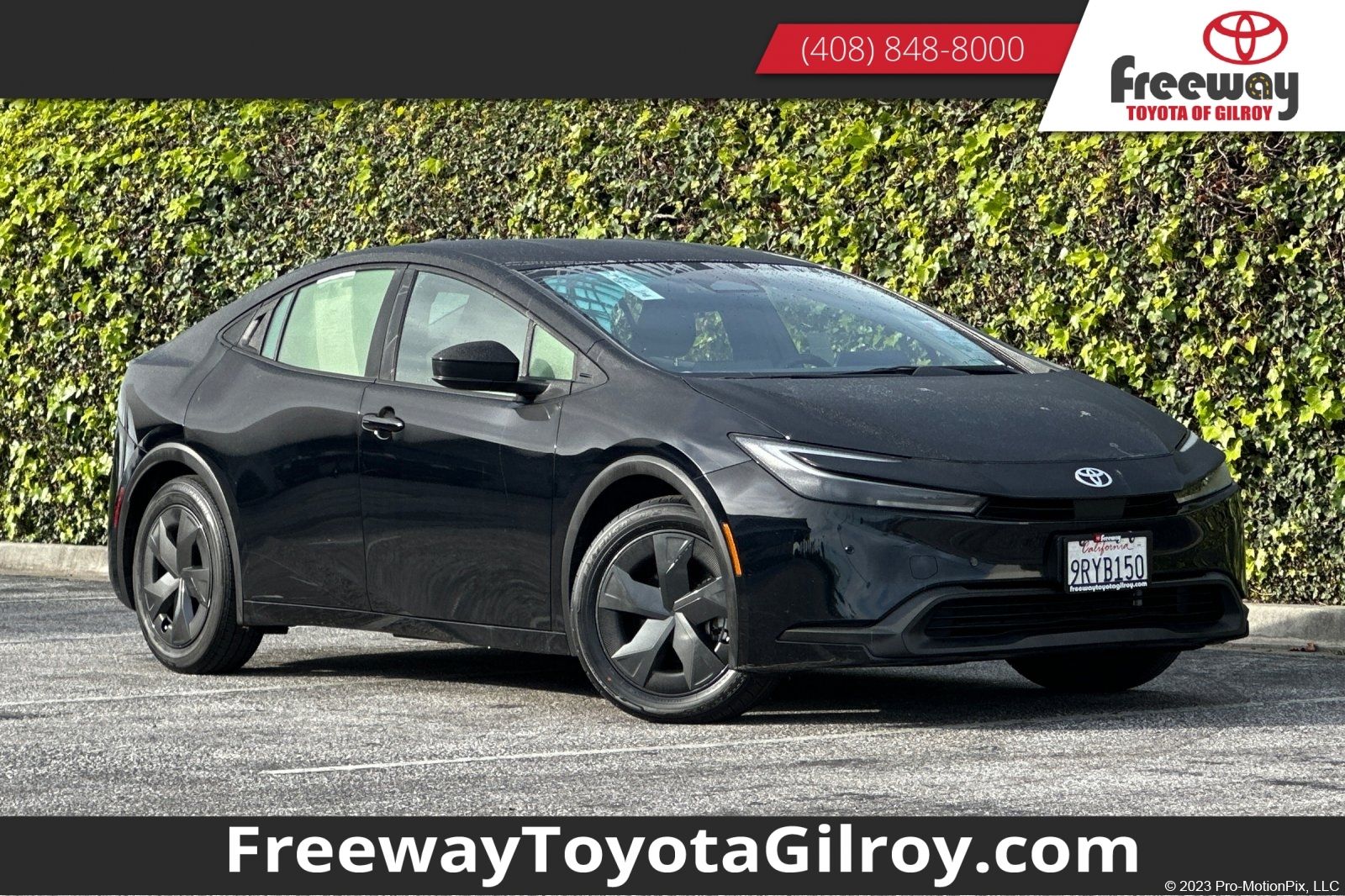 2025 Toyota Prius LE FWD