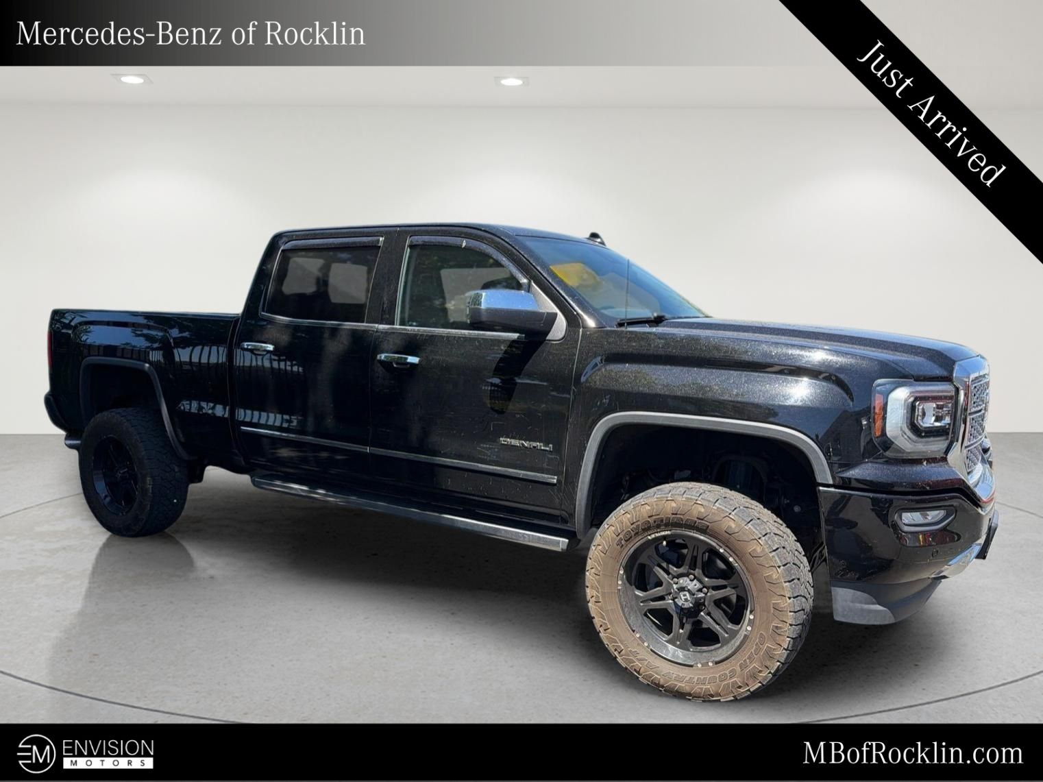 2017 GMC Sierra 1500 Denali Crew Cab 4WD