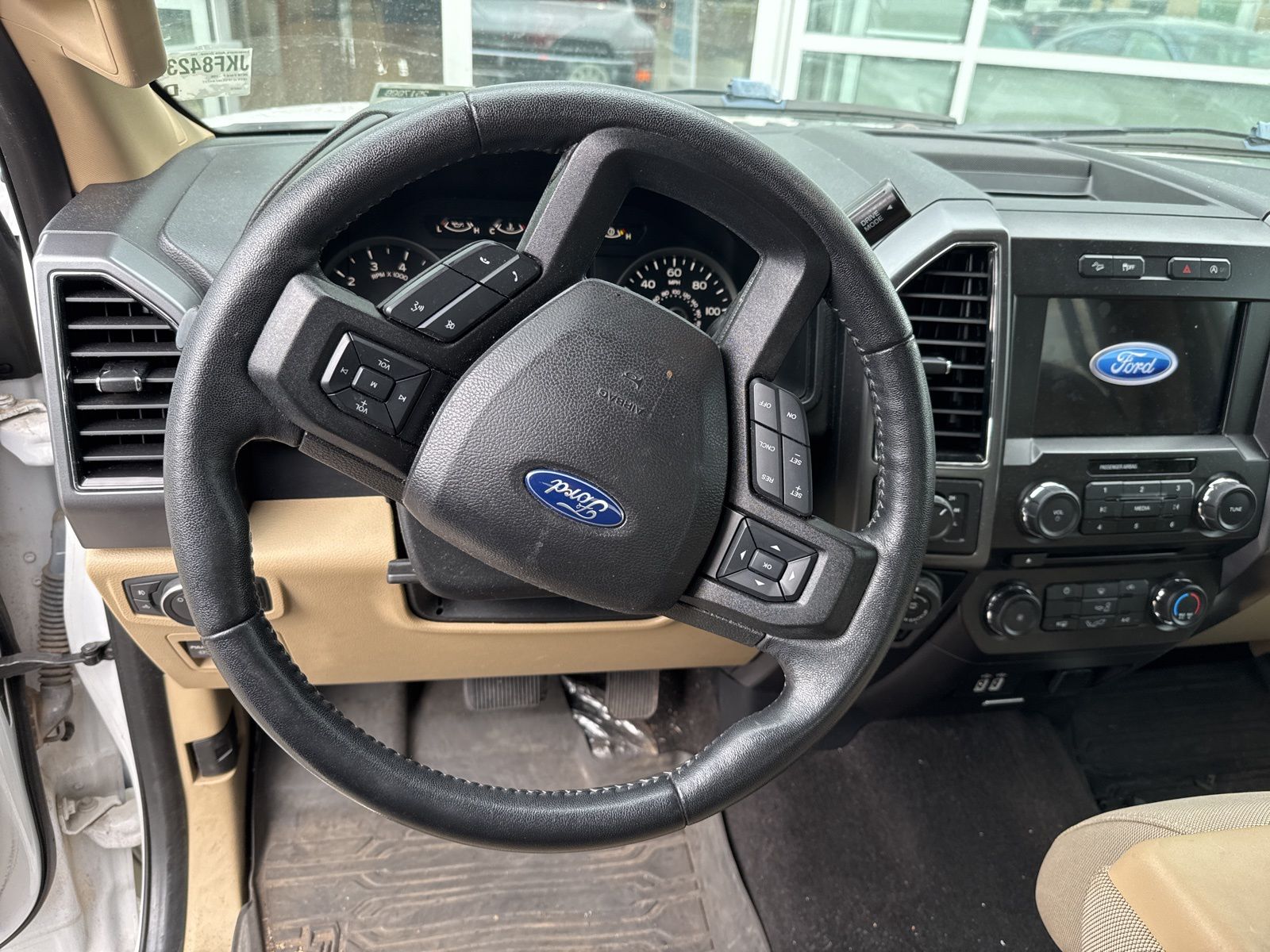 Used 2018 White Ford XLT image 11