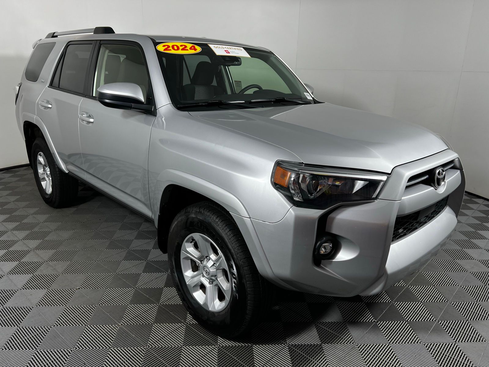 2024 Toyota 4Runner SR5 3