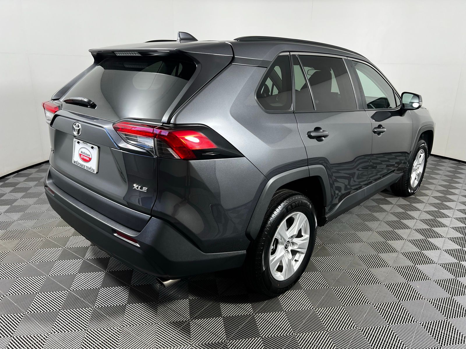 2021 Toyota RAV4 XLE 5