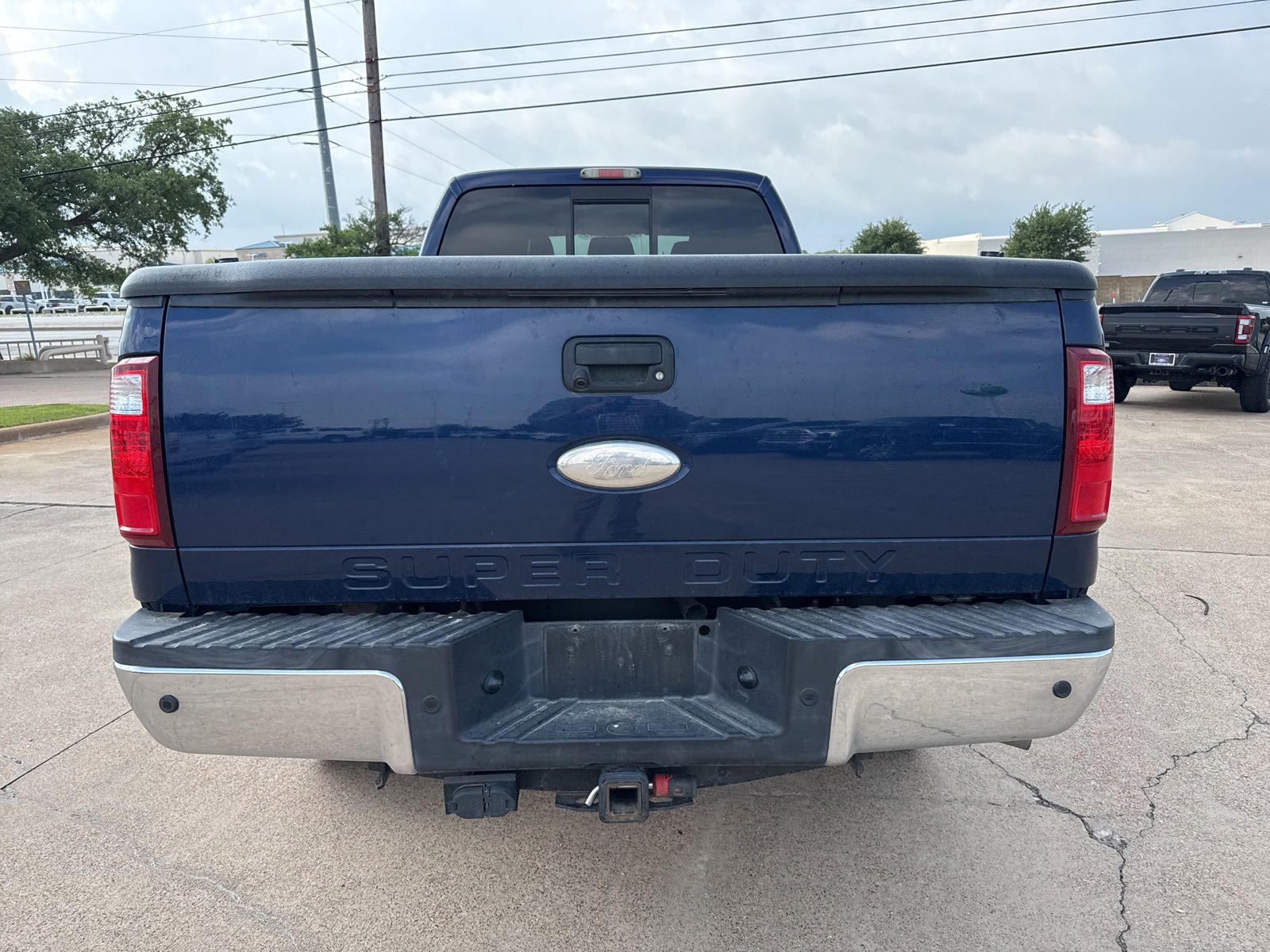 View vehicle photo 6