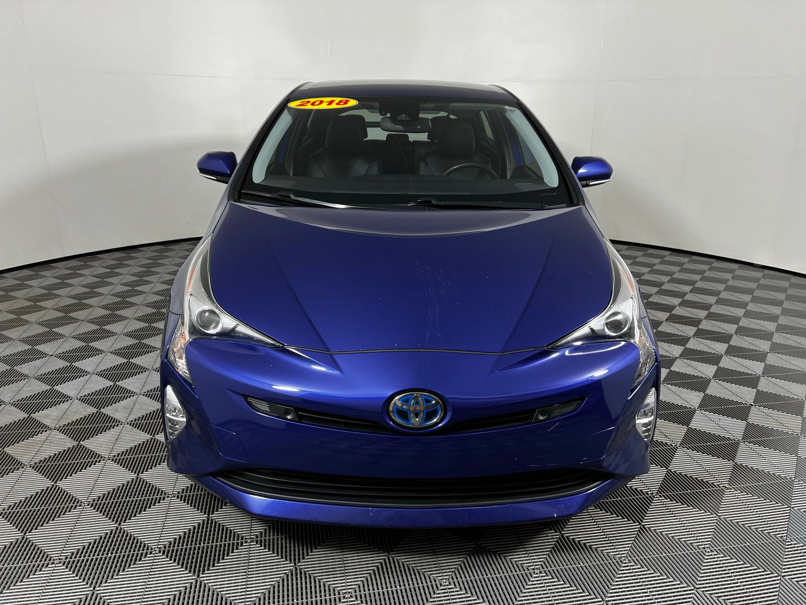 Thumbnail: 2018 Toyota Prius - 2