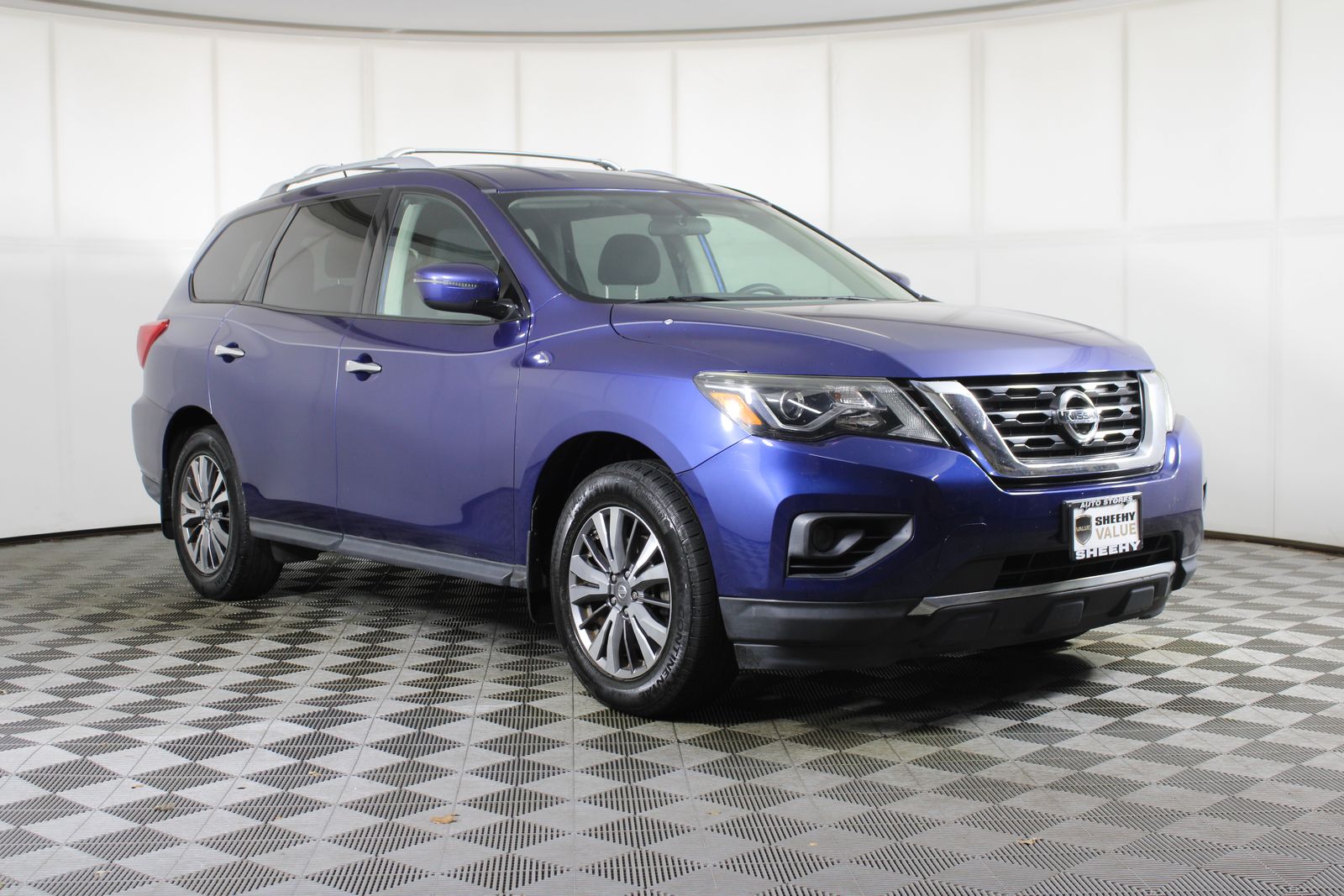Caspian Blue 2018 Nissan Pathfinder SUV / Crossover Front-Wheel Drive Continuously Variable Transmission