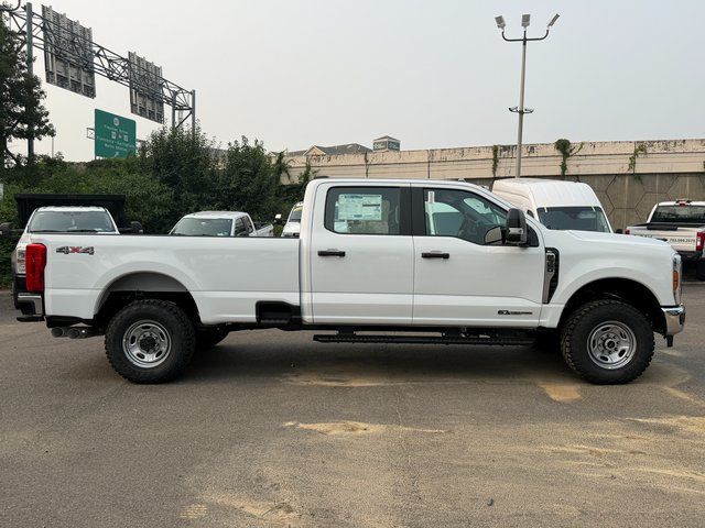 New 2026 Oxford White Ford XL image 7