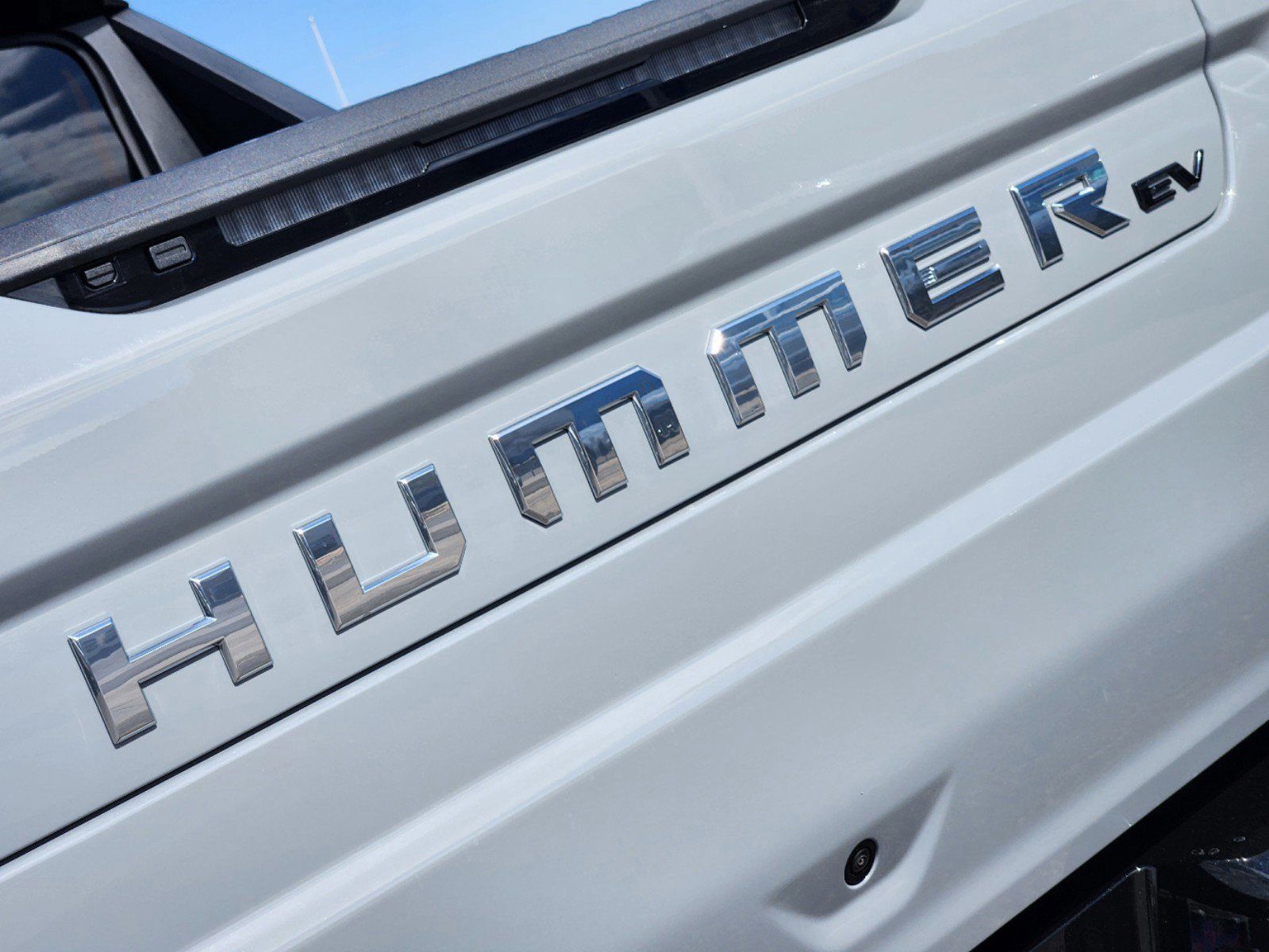 2025 GMC Hummer EV Pickup 2X 10