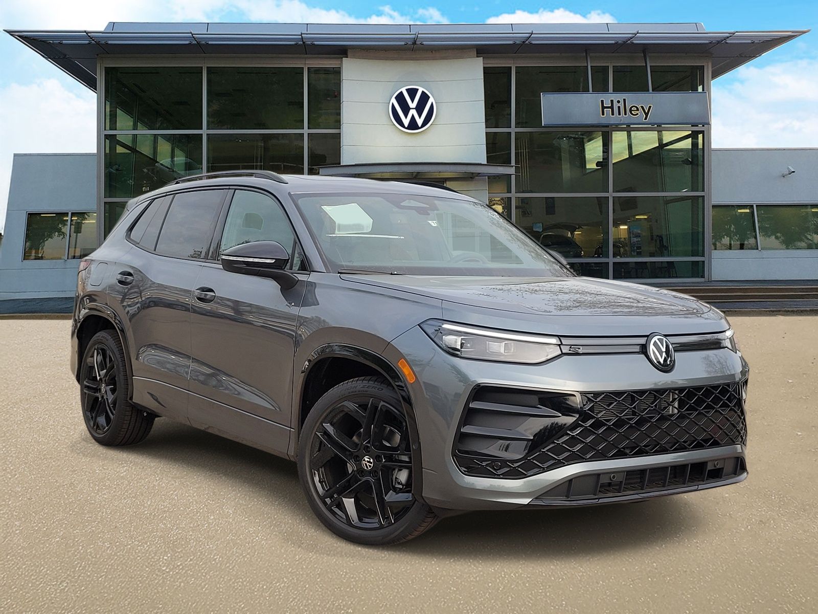 new 2026 Volkswagen Tiguan car, priced at $34,180