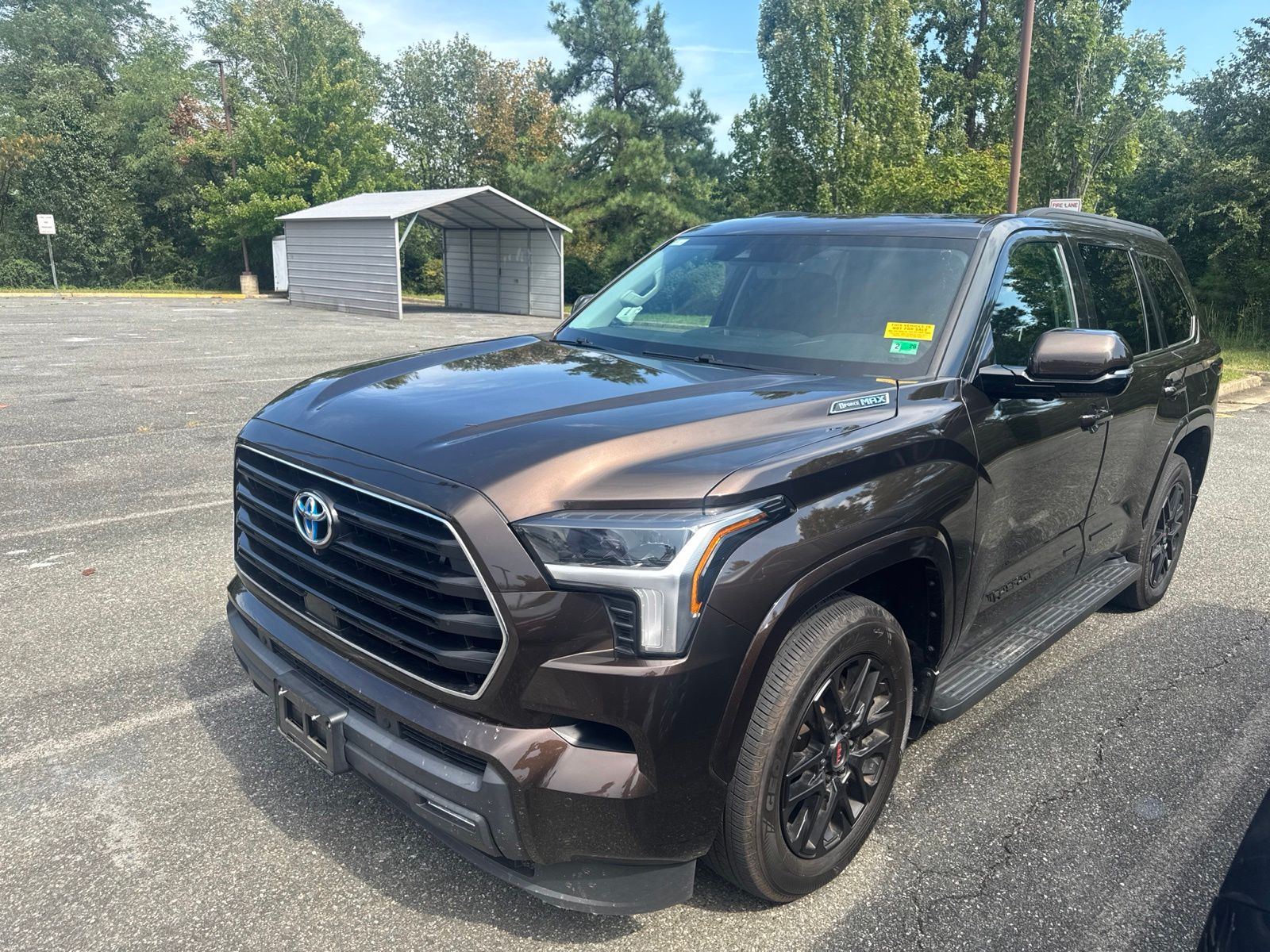 Used 2023 Brown Toyota SR5 image 3