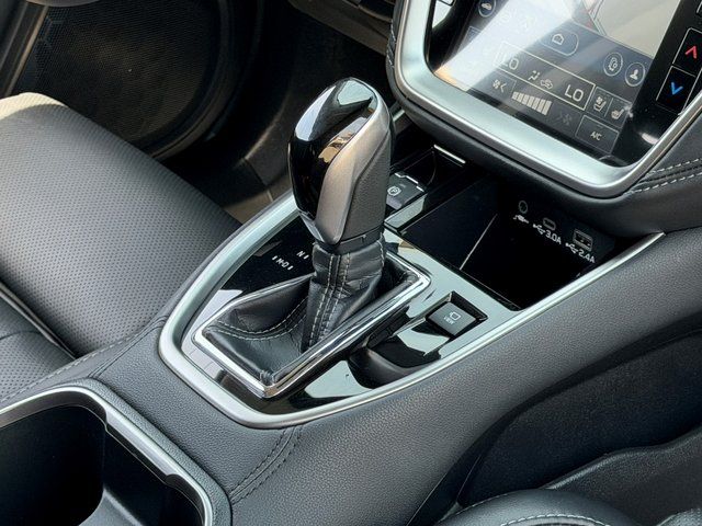 Used 2025 Blue Subaru Touring image 21