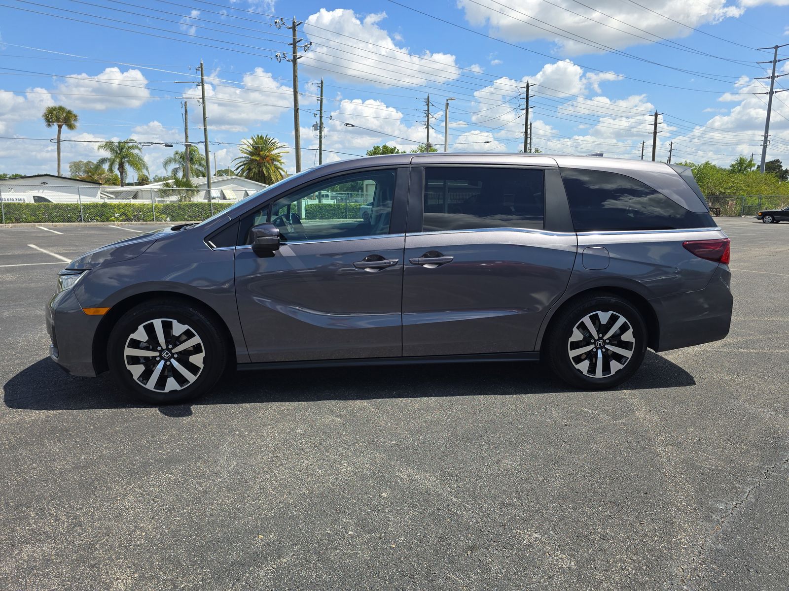 2026 Honda Odyssey EX-L - Photo 6