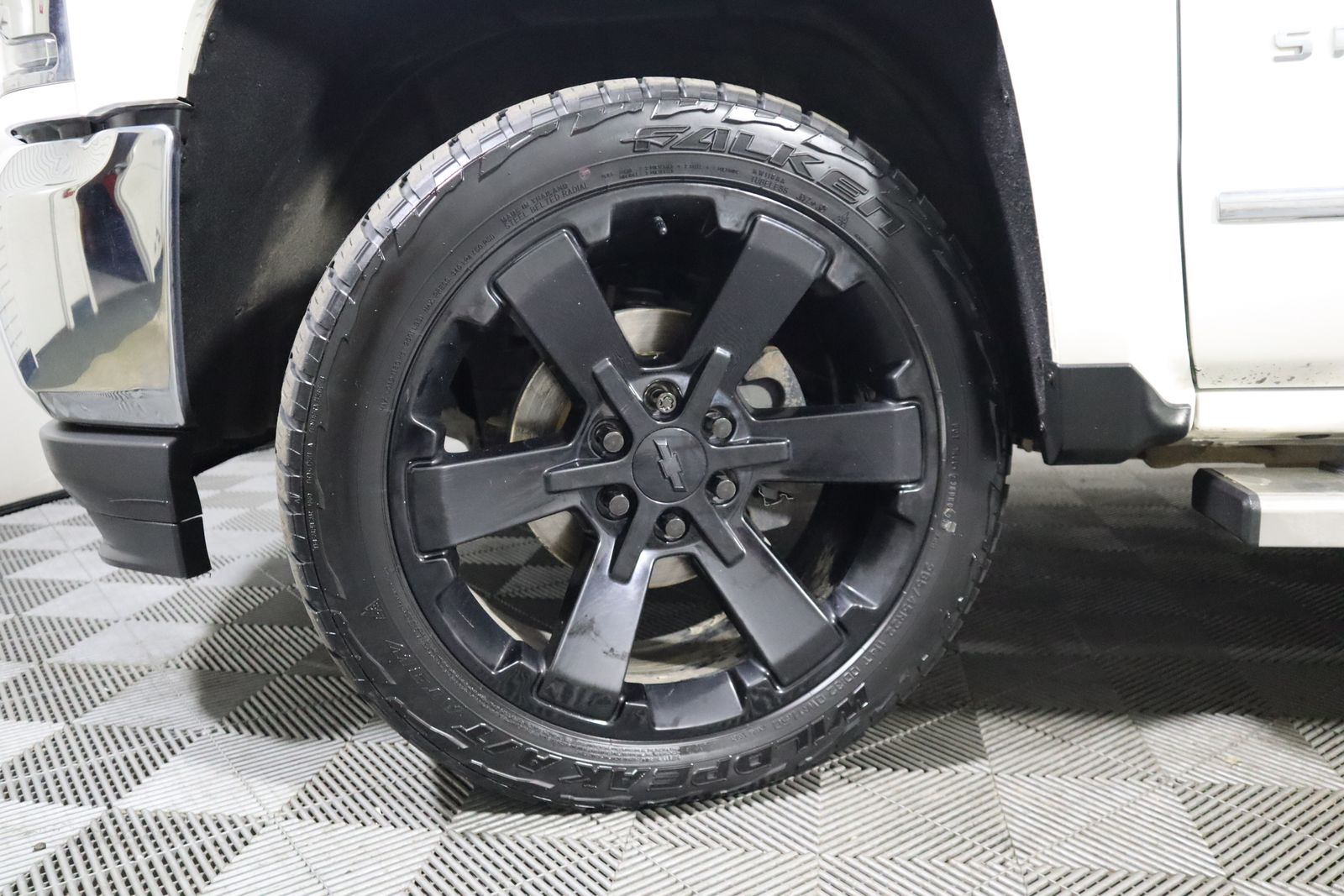 2018 Chevrolet Silverado 1500 LTZ photo