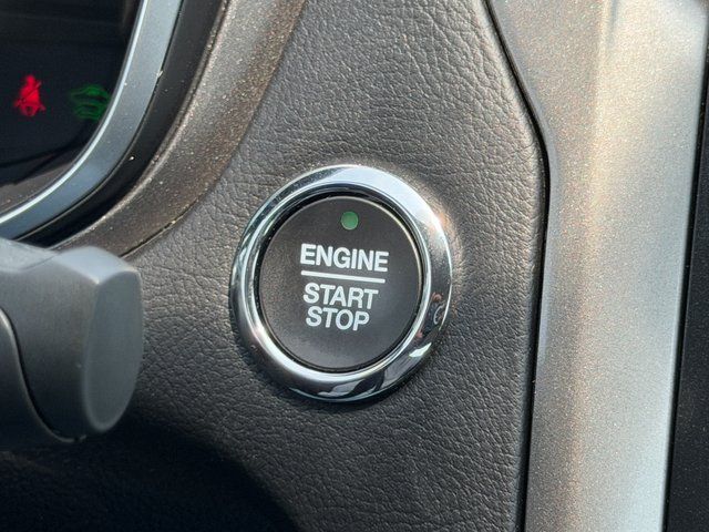 Certified Used 2018 Oxford White Ford SE image 32