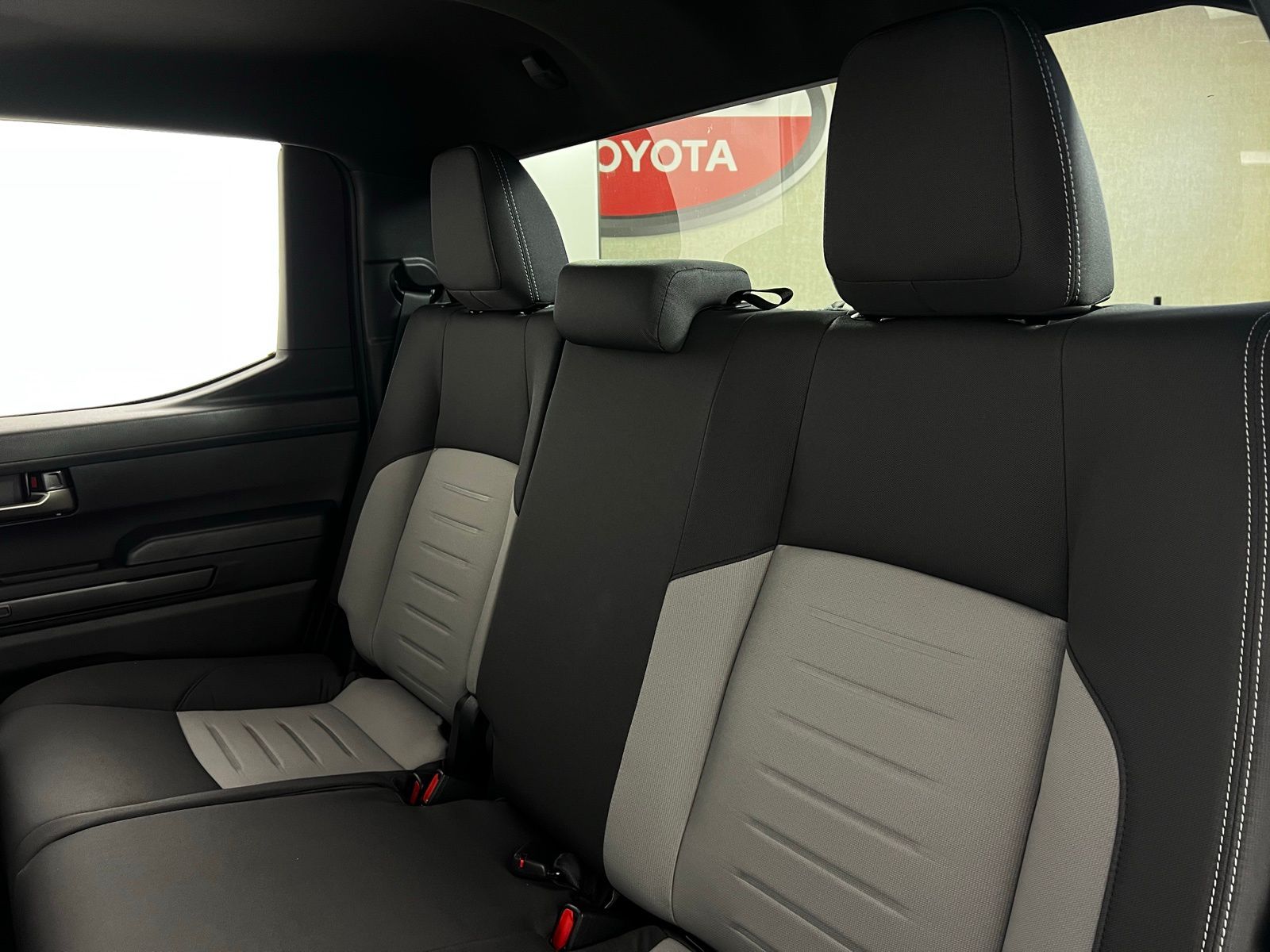 Thumbnail: 2025 Toyota Tacoma - 18