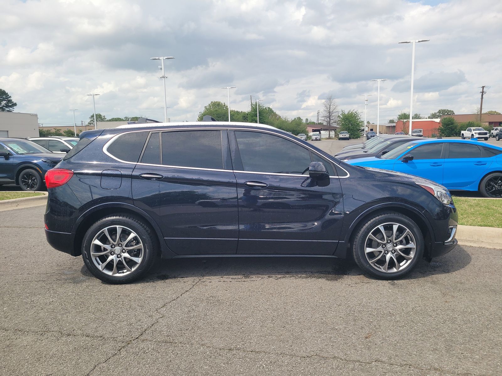 View vehicle photo 2